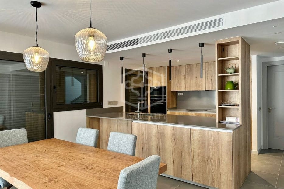 4 quarto Moradia para venda em Lloret de Mar com piscina garagem - 869 500 € (Ref: 8200716)