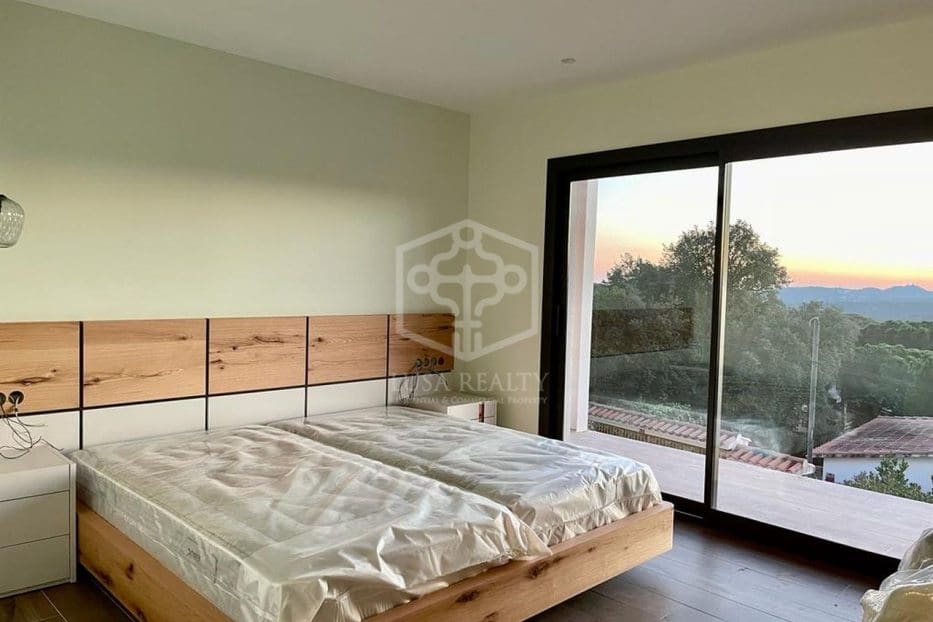 4 quarto Moradia para venda em Lloret de Mar com piscina garagem - 869 500 € (Ref: 8200716)