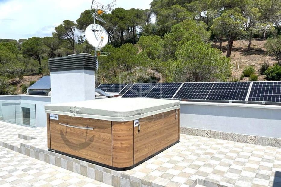 4 quarto Moradia para venda em Lloret de Mar com piscina garagem - 869 500 € (Ref: 8200716)