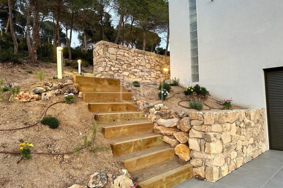 4 quarto Moradia para venda em Lloret de Mar com piscina garagem - 869 500 € (Ref: 8200716)