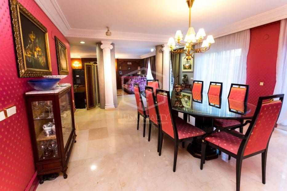 6 soveværelse Villa til salg i Gava med swimmingpool garage - € 2.850.000 (Ref: 8281885)