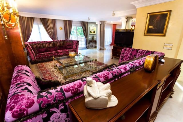 6 Zimmer Villa zu verkaufen in Gavà mit Pool Garage - 2.850.000 € (Ref: 8281885)