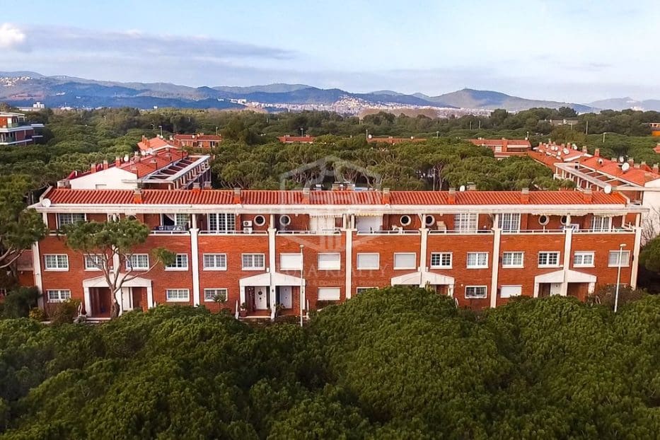 6 soveværelse Villa til salg i Gava med swimmingpool garage - € 2.850.000 (Ref: 8281885)