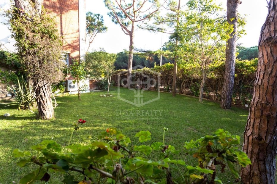 6 soveværelse Villa til salg i Gava med swimmingpool garage - € 2.850.000 (Ref: 8281885)