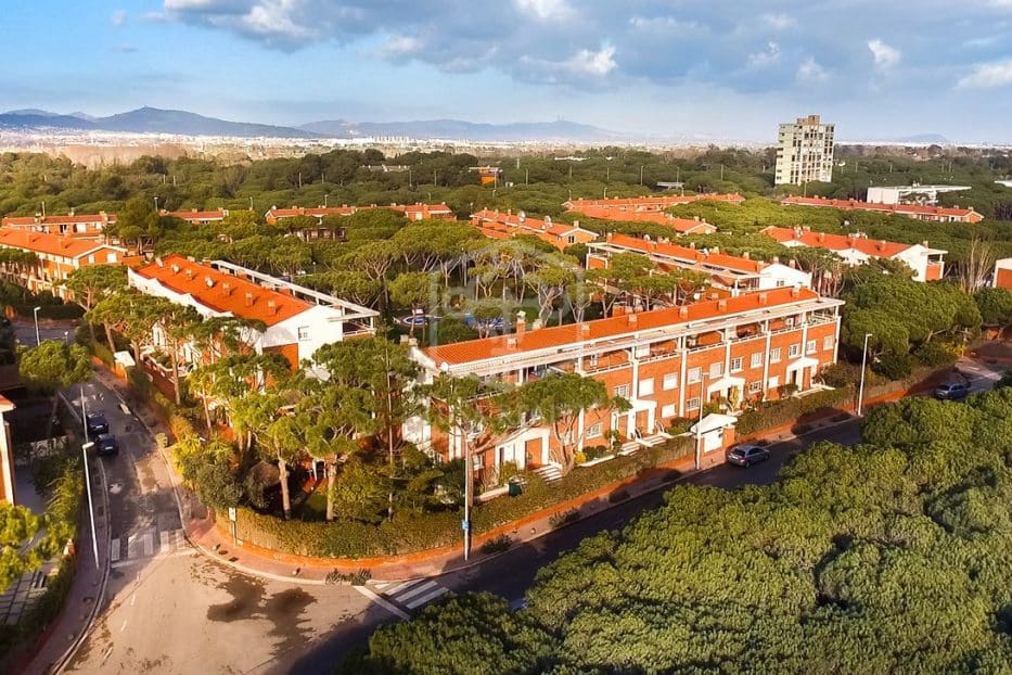 6 soveværelse Villa til salg i Gava med swimmingpool garage - € 2.850.000 (Ref: 8281885)