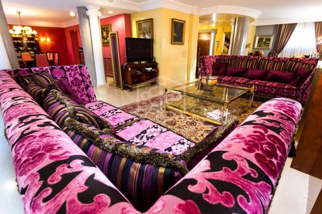 6 makuuhuone Omakotitalo myytävänä paikassa Gavà mukana uima-altaan - 2 850 000 € (Ref: 8281886)