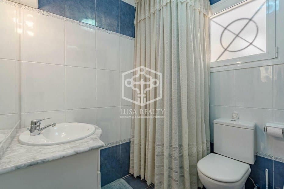 4 bedroom Apartment for sale in Arona - € 995,000 (Ref: 8384003)