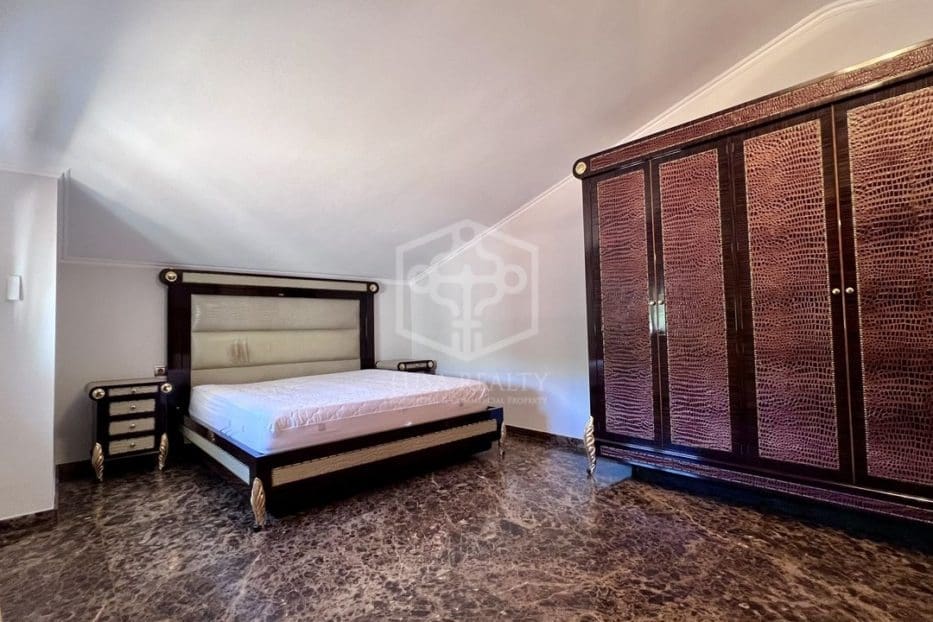 4 Zimmer Villa zu vermieten in Gava mit Pool Garage - 9.000 € (Ref: 8396024)