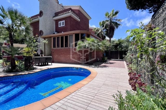 4 bedroom Villa for rent in Gavà with pool garage - € 9,000 (Ref: 8396024)