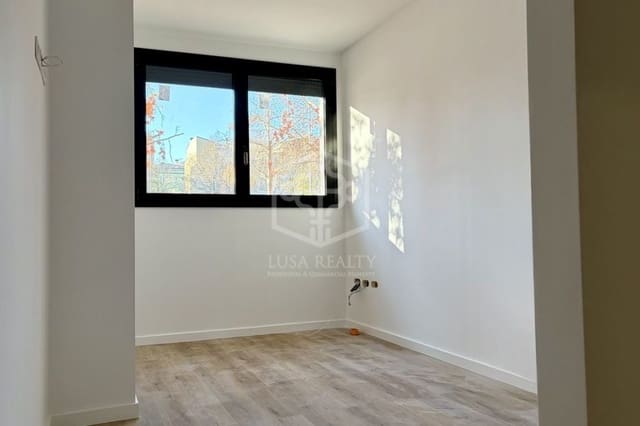 3 Zimmer Apartment zu verkaufen in Girona Stadt mit Garage - 410.000 € (Ref: 8431648)