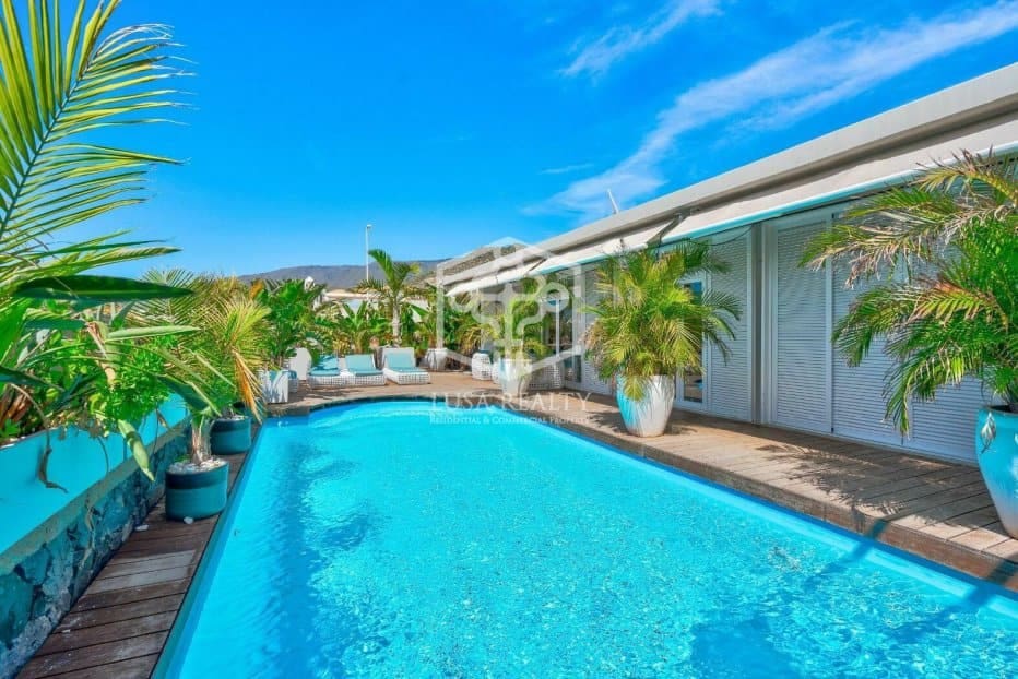 4 sypialnia Willa na sprzedaż w Adeje - 1 200 000 € (Ref: 8439730)