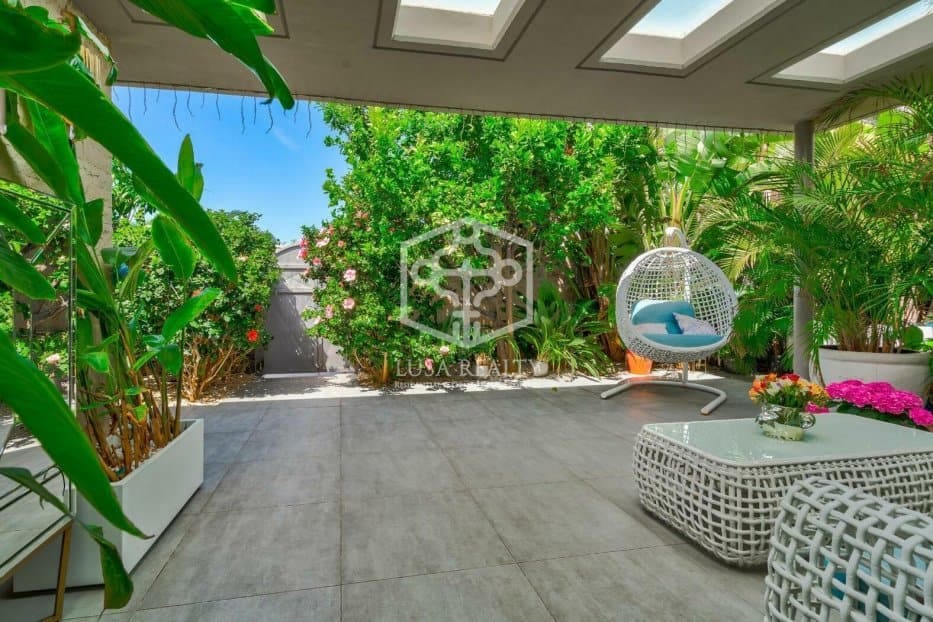 4 sypialnia Willa na sprzedaż w Adeje - 1 200 000 € (Ref: 8439730)