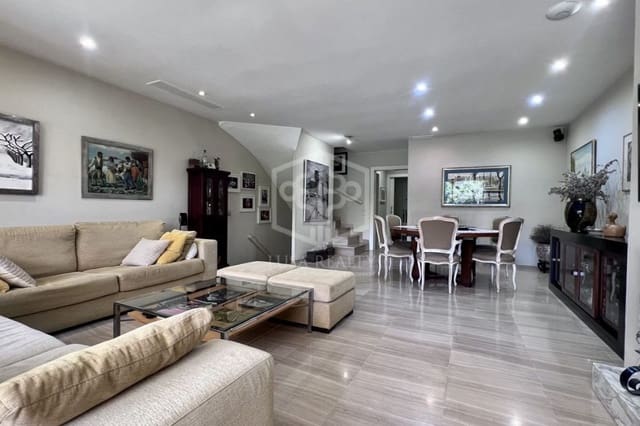 4 makuuhuone Omakotitalo myytävänä paikassa Gavà mukana 
autotalli - 1 290 000 € (Ref: 8445055)