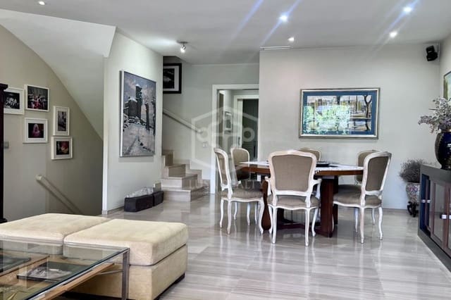 4 makuuhuone Omakotitalo myytävänä paikassa Gavà mukana 
autotalli - 1 290 000 € (Ref: 8445055)