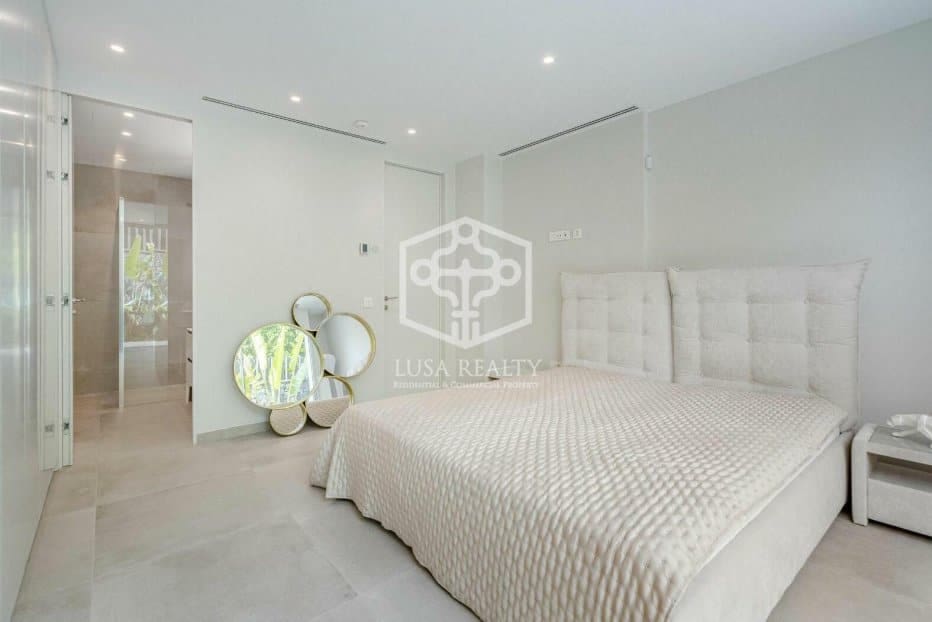 4 Zimmer Villa zu verkaufen in Adeje - 2.500.000 € (Ref: 8488380)