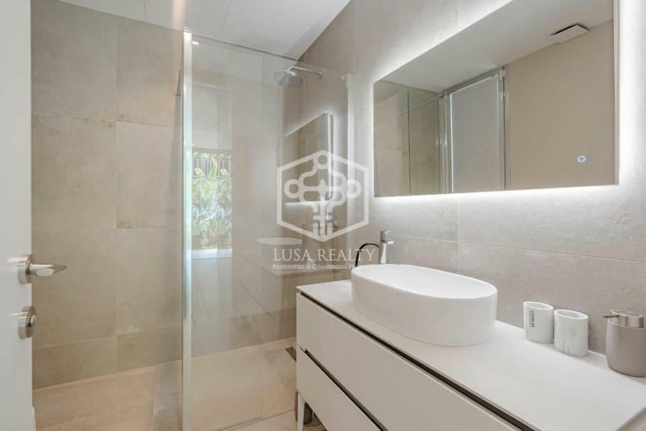 4 Zimmer Villa zu verkaufen in Adeje - 2.500.000 € (Ref: 8488380)