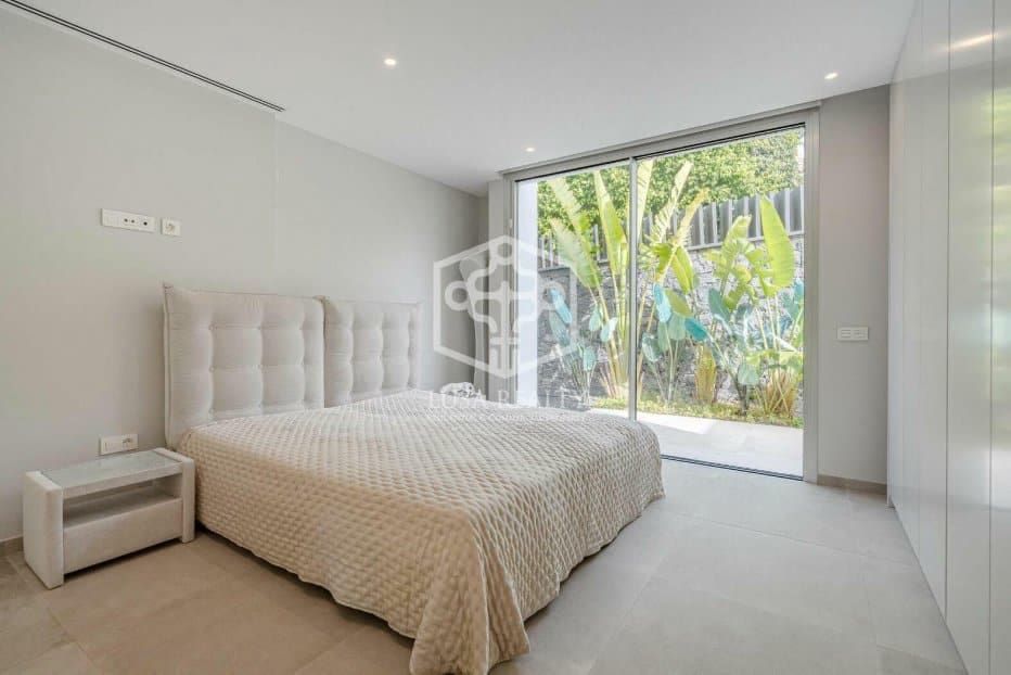 4 Zimmer Villa zu verkaufen in Adeje - 2.500.000 € (Ref: 8488380)