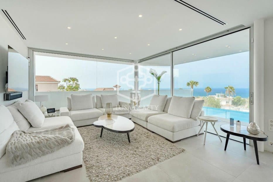 4 Zimmer Villa zu verkaufen in Adeje - 2.500.000 € (Ref: 8488380)