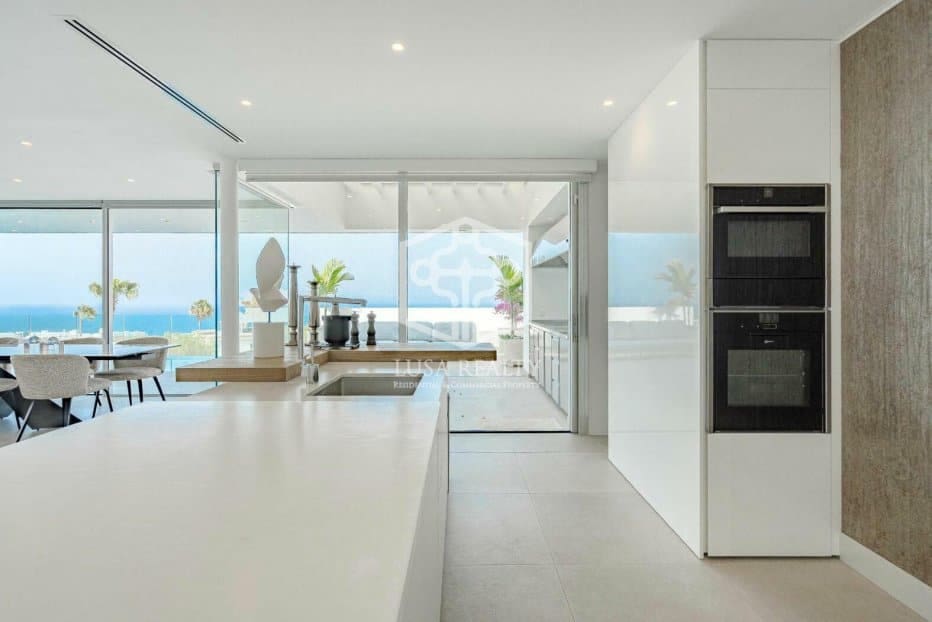 4 Zimmer Villa zu verkaufen in Adeje - 2.500.000 € (Ref: 8488380)