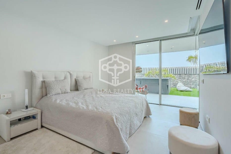 4 Zimmer Villa zu verkaufen in Adeje - 2.500.000 € (Ref: 8488380)