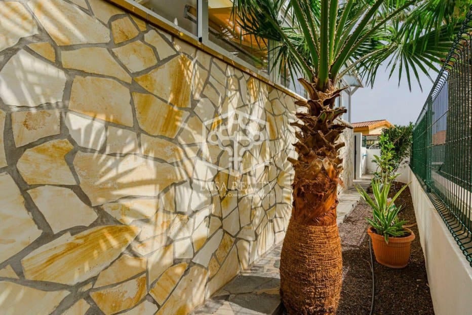 2 soveværelse Villa til salg i Adeje - € 700.000 (Ref: 8488387)