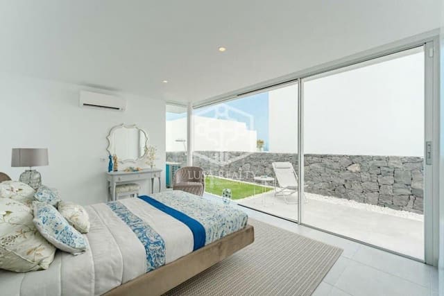 3 Zimmer Villa zu verkaufen in Callao Salvaje - Playa Paraíso, Adeje - 1.590.000 € (Ref: 8508063)