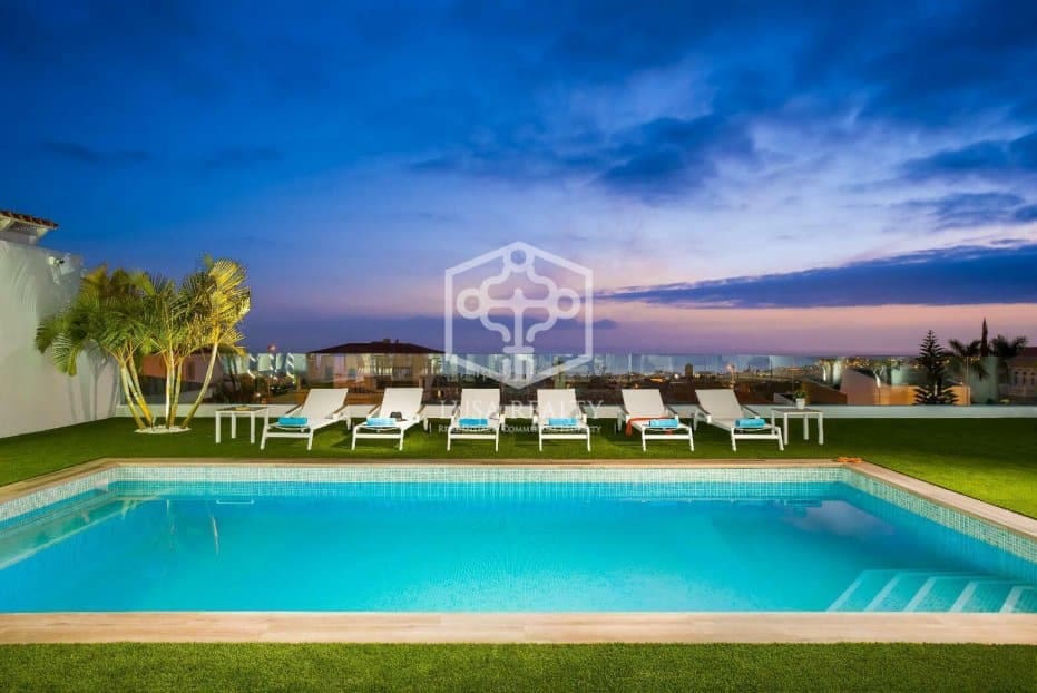 6 chambre Villa/Maison à vendre à Adeje - 2 550 000 € (Ref: 8537778)