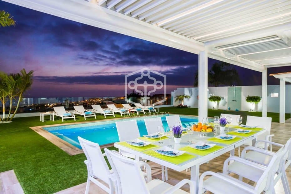 6 chambre Villa/Maison à vendre à Adeje - 2 550 000 € (Ref: 8537778)