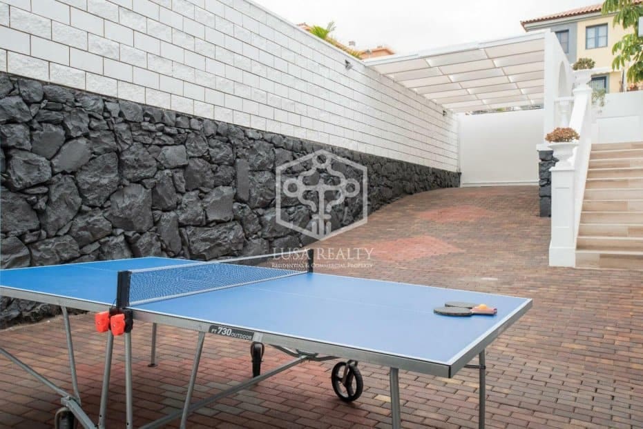 6 chambre Villa/Maison à vendre à Adeje - 2 550 000 € (Ref: 8537778)