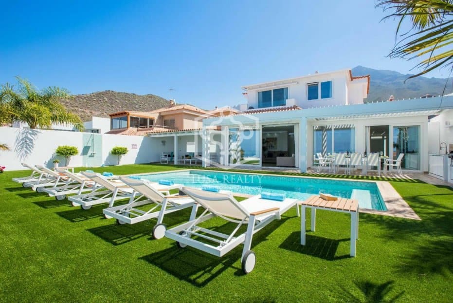 6 chambre Villa/Maison à vendre à Adeje - 2 550 000 € (Ref: 8537778)