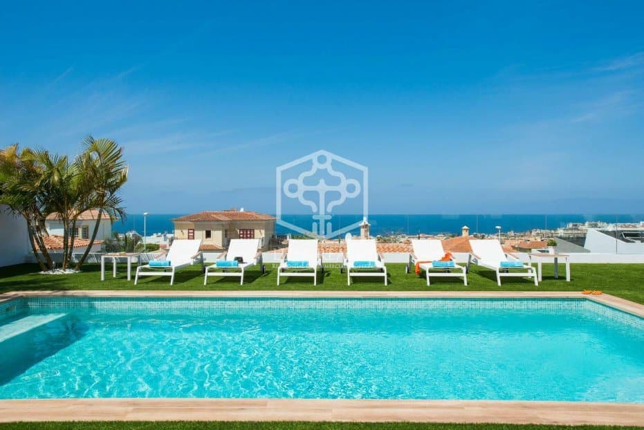 6 chambre Villa/Maison à vendre à Adeje - 2 550 000 € (Ref: 8537778)