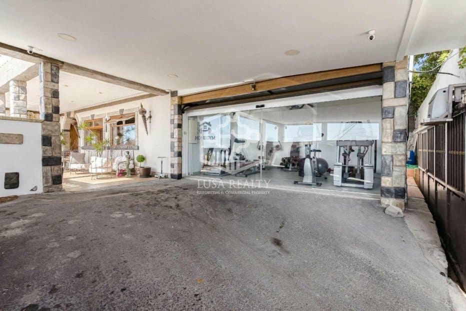 6 soveværelse Villa til salg i Adeje - € 1.500.000 (Ref: 8575532)