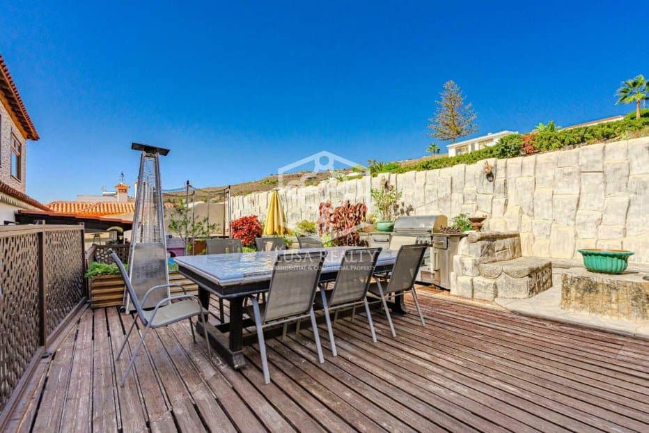 6 soveværelse Villa til salg i Adeje - € 1.500.000 (Ref: 8575532)