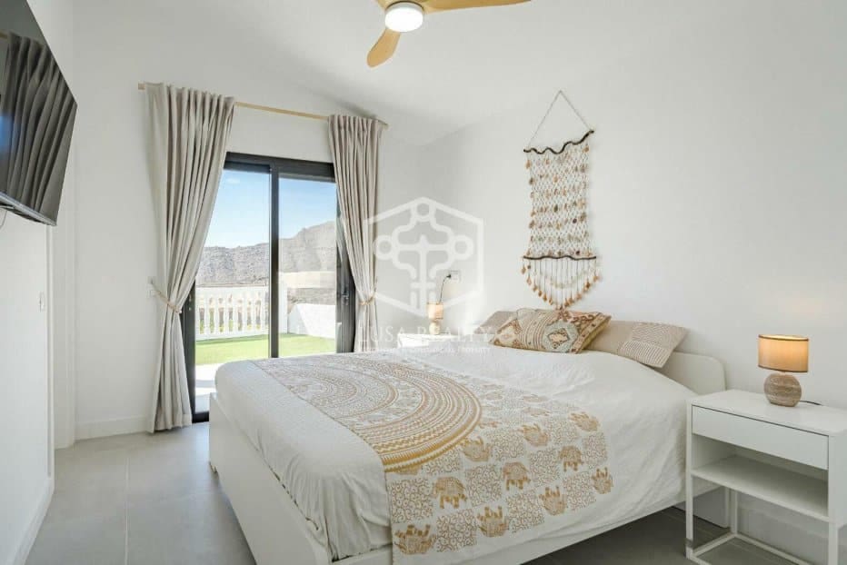 5 soveværelse Villa til salg i Santiago del Teide - € 1.950.000 (Ref: 8617817)