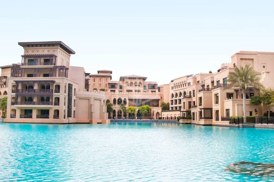 250 bedroom Hotel for sale in Alicante / Alacant city with pool - € 70,000,000 (Ref: 8661369)