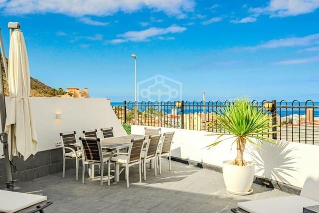3 chambre Maison de Ville à vendre à Los Cristianos, Arona - 890 000 € (Ref: 8681501)