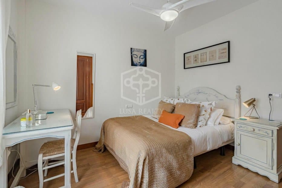 3 slaapkamer Huis te koop in Arona - € 890.000 (Ref: 8681501)