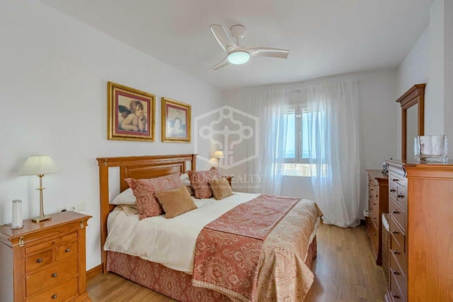 3 slaapkamer Huis te koop in Arona - € 890.000 (Ref: 8681501)