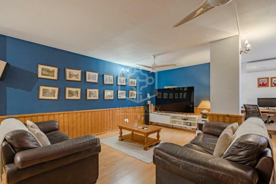 3 slaapkamer Huis te koop in Arona - € 890.000 (Ref: 8681501)