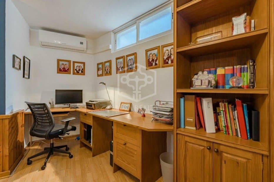 3 slaapkamer Huis te koop in Arona - € 890.000 (Ref: 8681501)