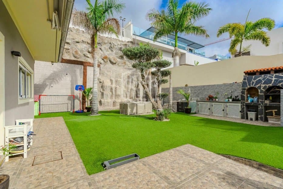 3 soverom Villa til salgs i Adeje - € 1 140 000 (Ref: 8681502)