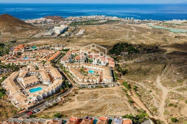 Ubebygd land til salgs i Chayofa, Arona - € 850 000 (Ref: 8698848)