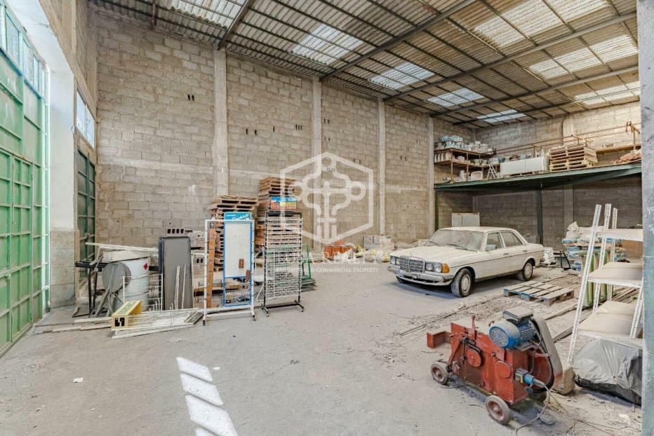 Commercial for sale in Guia de Isora - € 875,000 (Ref: 8698861)