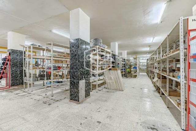 Comercial para venda em Alcala, Guía de Isora - 875 000 € (Ref: 8698861)