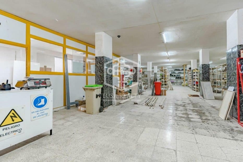 Commercial for sale in Guia de Isora - € 875,000 (Ref: 8698861)