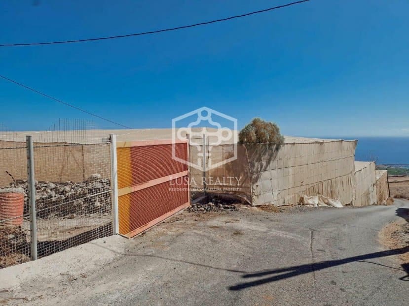 Ubebygd land til salgs i Guia de Isora - € 840 000 (Ref: 8698862)