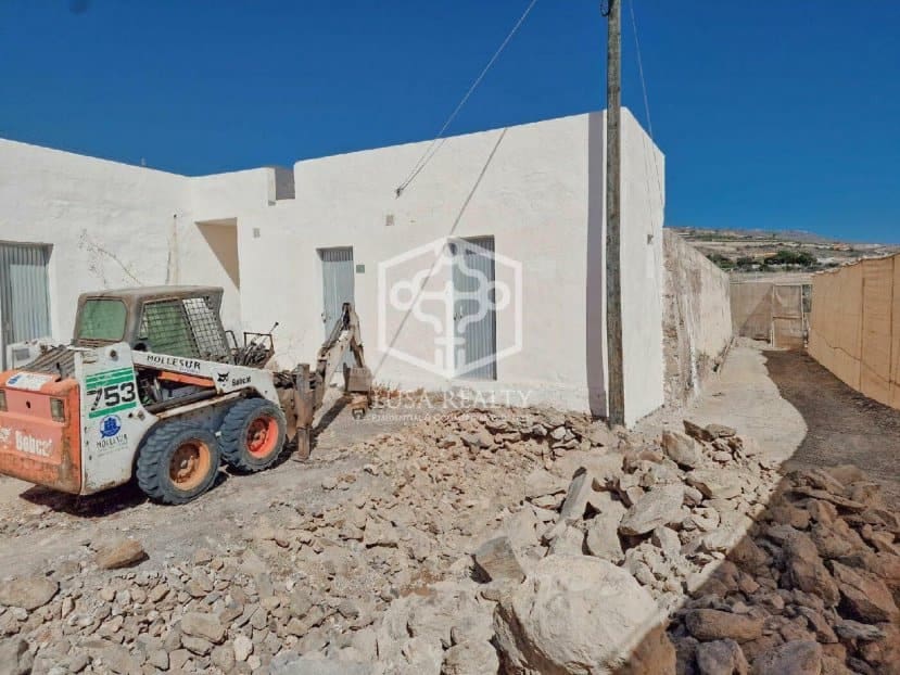 Ubebygd land til salgs i Guia de Isora - € 840 000 (Ref: 8698862)