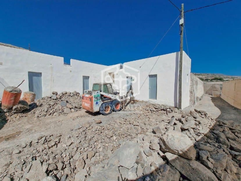 Ubebygd land til salgs i Guia de Isora - € 840 000 (Ref: 8698862)