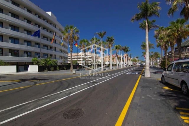 Erhverv til salg i Playa de las Americas, Arona - € 1.000.000 (Ref: 8698863)