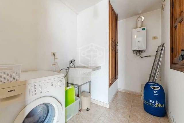 5 makuuhuone Kaupallinen myytävänä paikassa Guía de Isora - 1 200 000 € (Ref: 8698870)